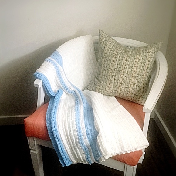 Vintage Other - Vintage | Pom Pom Throw